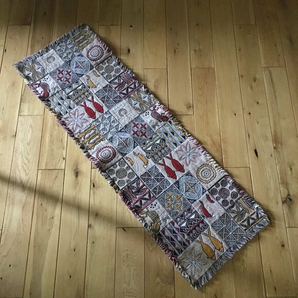 Australian Mythos Embroidered Table Runner - Picture 3 of 12